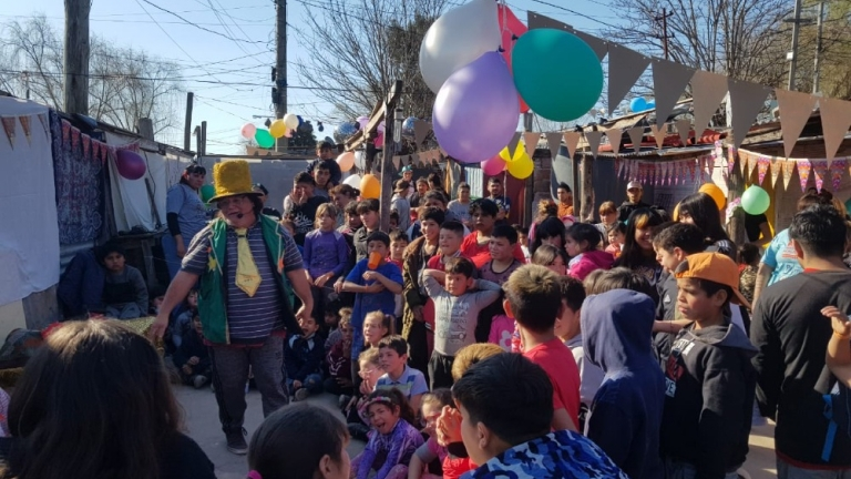 Festejos en el barrio Ludueña